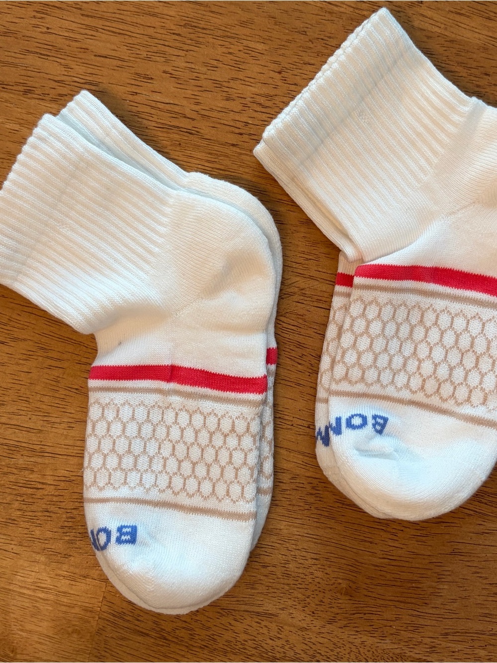 Bombas White Crew Socks with Red Stripe and Beige Honeycomb